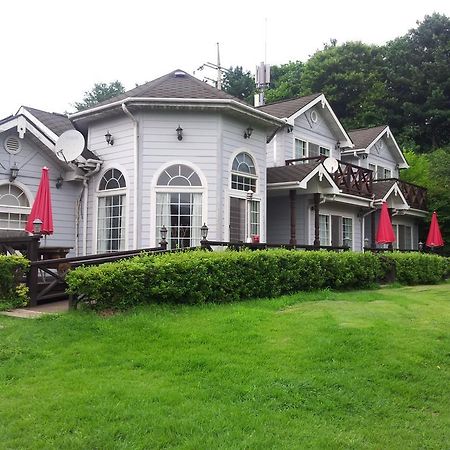 Bluesky Pension Gapyeong Exterior foto